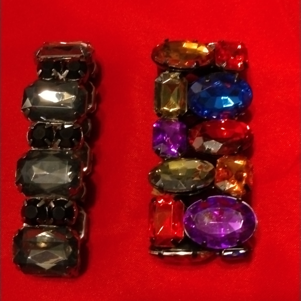 Two bracelets colors Black & Multistone